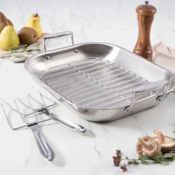 Flared Roaster with Rack / Roast Like a Pro
