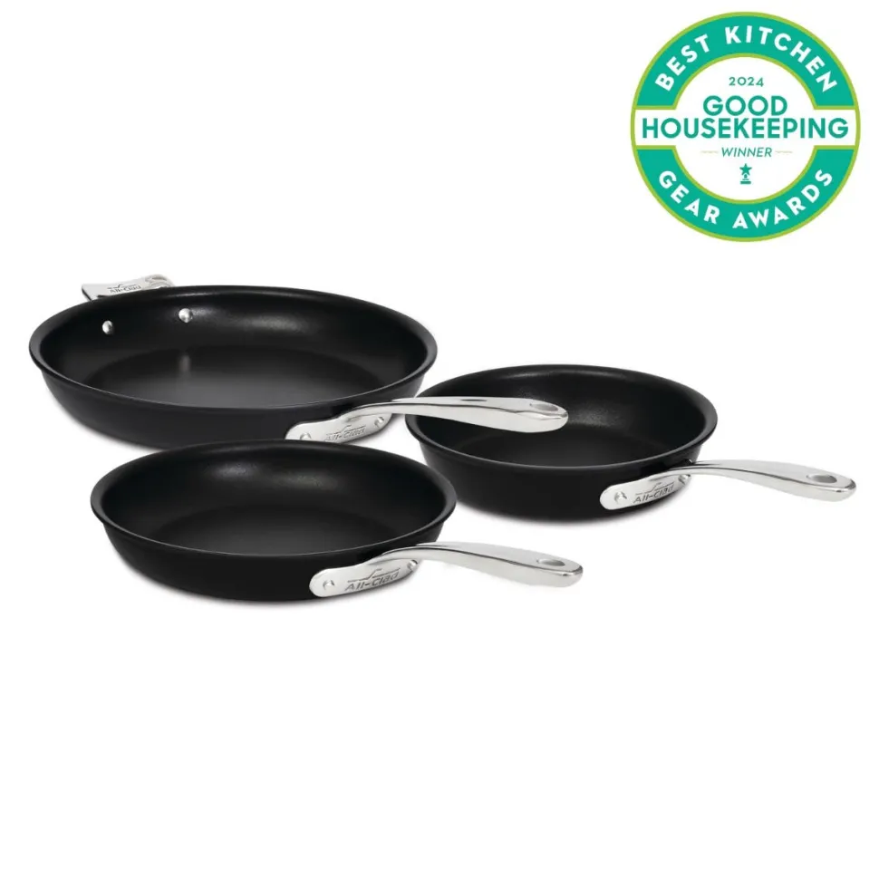 3-Piece Nonstick Cookware Set / Compact Cooking by All-Clad NS Pro