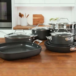 12-Piece Nonstick Cookware Set / All-Clad Essentials for Every Kitchen