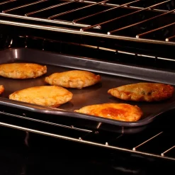 Pro-Release Nonstick Bakeware Set; 5 piece Set