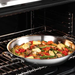 Universal Pan I Pots and Pans I All-Clad